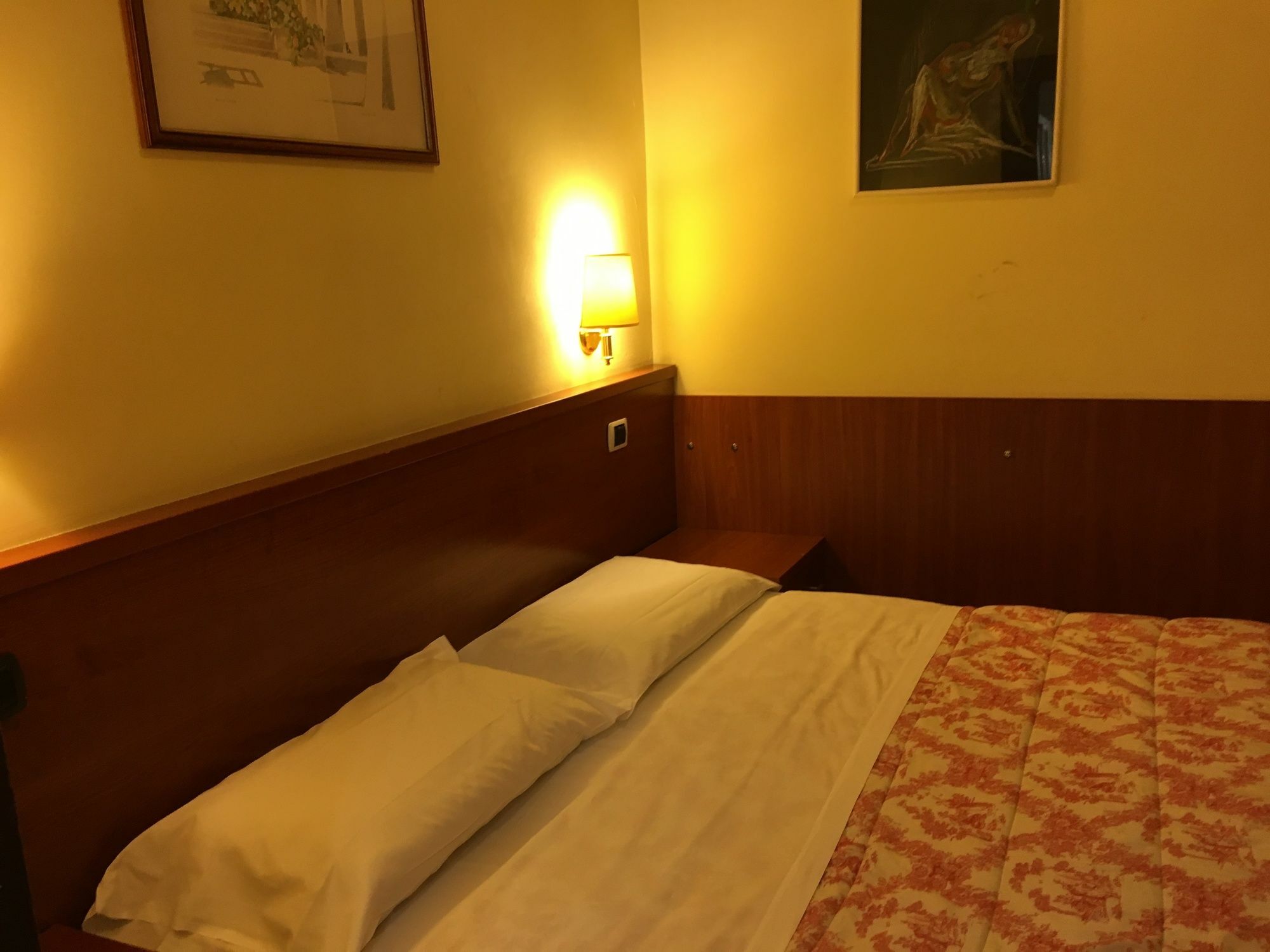 Rome Terminal House Hotel Luaran gambar